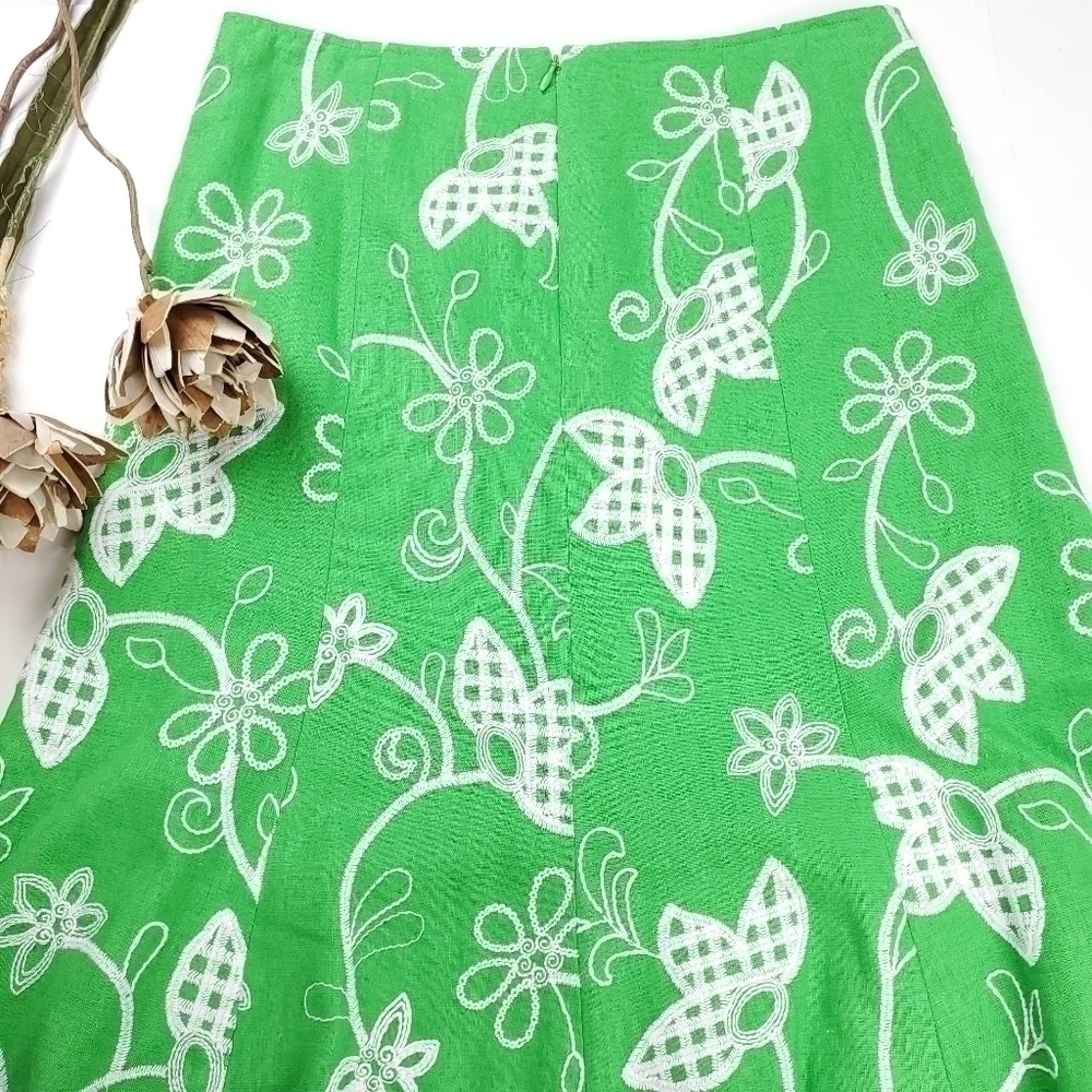 Molly & Maxx Green Wht Linen Embroidered Skirt 4